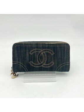 Chanel Spark Ring Denim Zip Around Wallet CC Logo Blue Gold